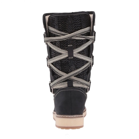 NWT- White Mountain Waterproof ‘Tivia’ Lace Up Back Boots - Picture 2 of 9